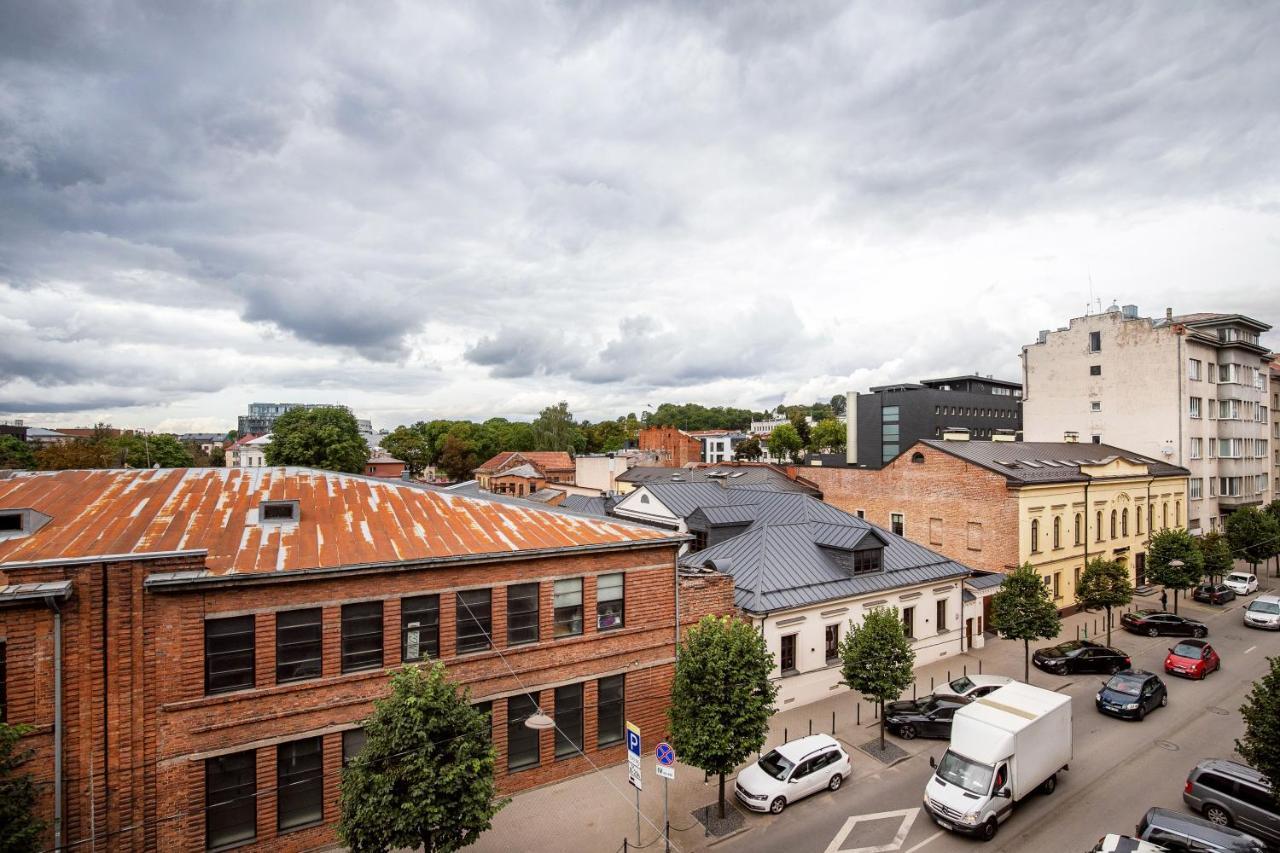 Old-New Apartment In Central Kaunas Ngoại thất bức ảnh